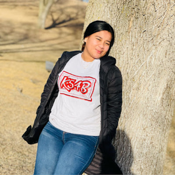 Meet your Posher, Marsha - Picture 1 of 1